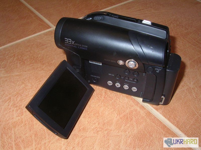 Видеокамера цифровая Samsung на DVD дисках
