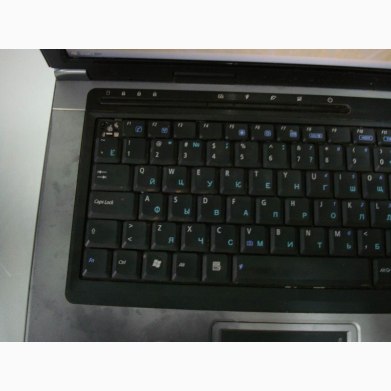 Фото 2. Двухъядерный ноутбук Asus F5RL на Intel Core 2 Duo 1.5GHz с дефектами