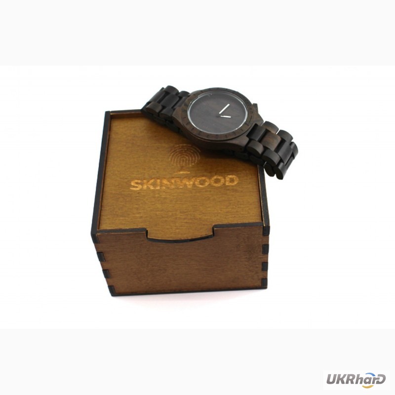 Фото 3. Деревянные наручные часы Black Uwood
