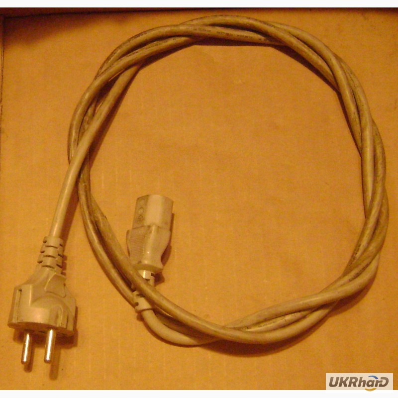 Фото 12. Сетевой шнур ( кабель питания ) для компьютера