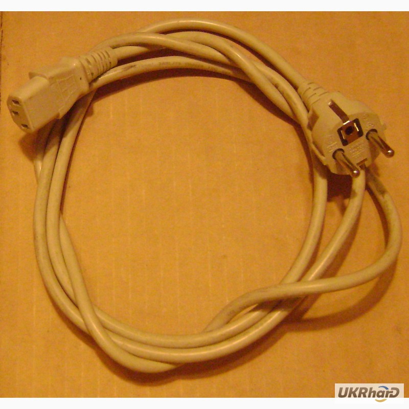 Фото 14. Сетевой шнур ( кабель питания ) для компьютера