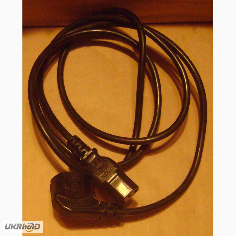 Фото 19. Сетевой шнур ( кабель питания ) для компьютера