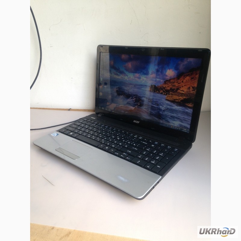 Фото 2. Ноутбук игровой Acer Aspire E1-531G (GeForce 710M 1 ГБ) в рабочем состоянии
