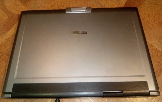 Фото 2. Двухядерный ноутбук Asus F5R (в хорошем состоянии)