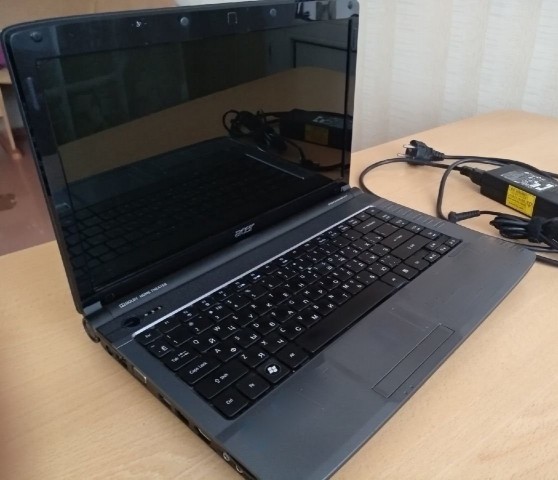 Фото 3. Ноутбук Acer Aspire 4740G (core i3, 4 гига)