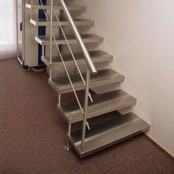 Фото 2. Лестницы, ограждения различных видов и конфигураций