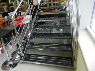 Фото 3. Лестницы, ограждения различных видов и конфигураций