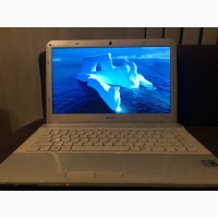 Отличный, надежный ноутбук Sony Vaio PCG-61313L