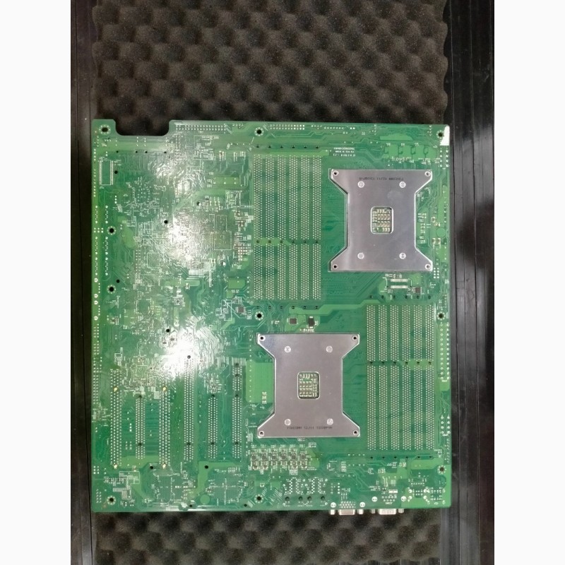 Фото 2. Материнська плата Supermicro X8DTi-F (LGA1366, Intel 5520, PCI-Ex16)