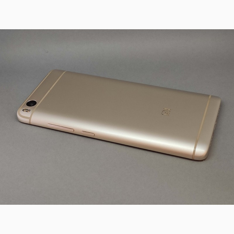 Фото 2. Продам смартфон Xiaomi Mi5s 4/128 Gold (5.15, 4ядра, 12Мп, 2SIM, 3200мAh)