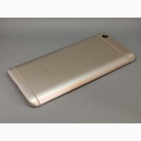 Продам смартфон Xiaomi Mi5s 4/128 Gold (5.15, 4ядра, 12Мп, 2SIM, 3200мAh)