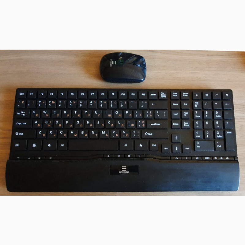 Фото 2. Системний блок, клавіатура і миша