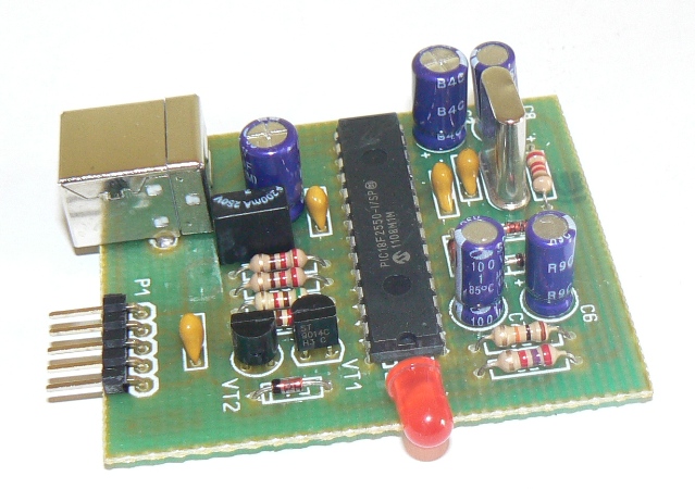 Radio-Kit (Радио-Кит) K221 Программатор PIC-контроллеров на микросхеме PIC18F2550-I/P