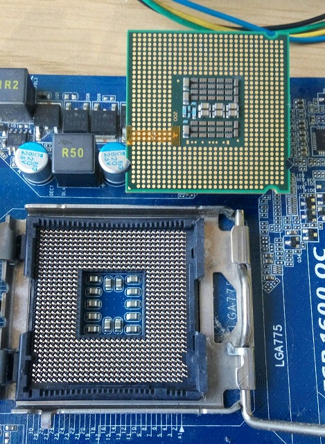 Фото 3. Комплект Xeon E5450, 8gb DDR2, Gigabyte GA-EP43-DS3L