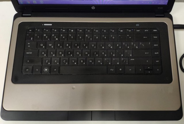 Фото 3. Надежный ноутбук HP 630 (core i3, 4 гига, тянет танки)
