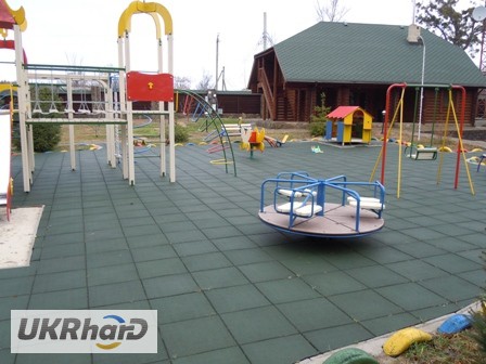 Фото 2. Резиновое покрытие для спортивных и детских площадок