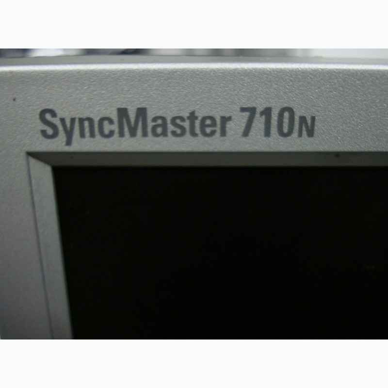 Фото 2. Недорогой монитор 17 Samsung SyncMaster 710n потерт