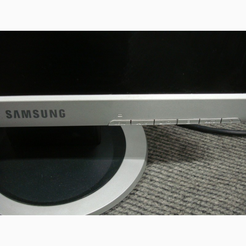 Фото 4. Недорогой монитор 17 Samsung SyncMaster 710n потерт