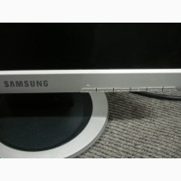 Недорогой монитор 17 Samsung SyncMaster 710n потерт