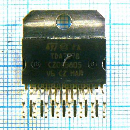 Фото 5. Микросхемы аналоговые STR50092 - VL82C50-PC