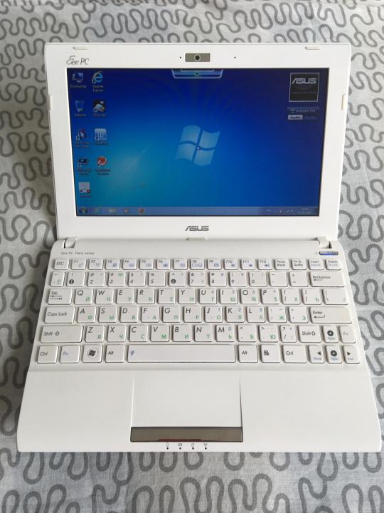 Быстрый и белоснежный нетбук Asus Eee PC 1025C 10.1