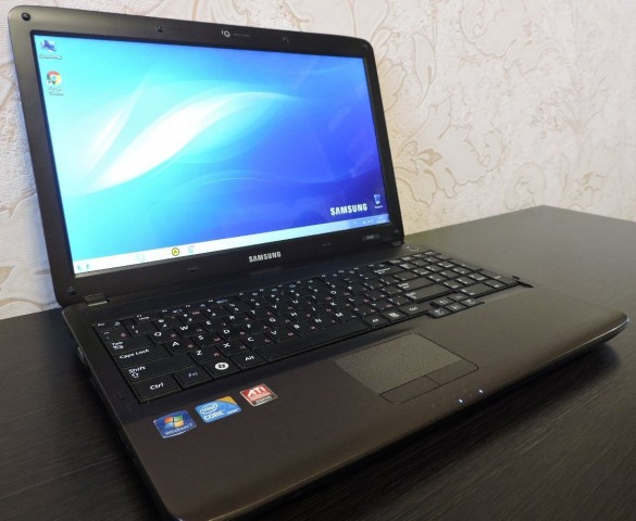 Игровой ноутбук Samsung R540 (core i7, 8 гиг, ssd)