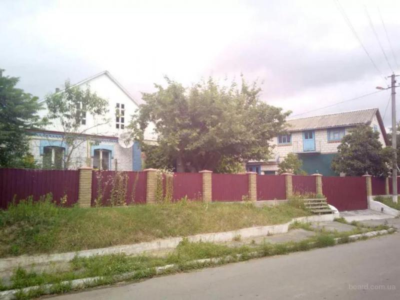 Дом, хоз.постройки, сад (домовладение) в с.Мизяковские Хутора, Вин. р-н