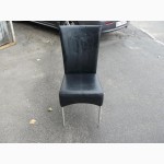 Продам стулья из кожзама черные б/у в ресторан, кафе, конференц-зал, студию