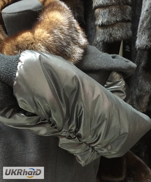 Фото 4. Шикарное кашемировое пальто с норкой