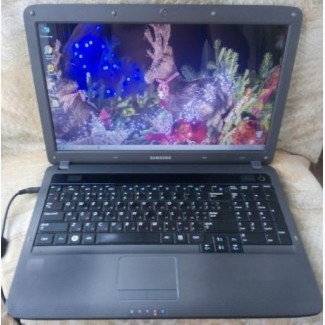 Красивый ноутбук Samsung R523