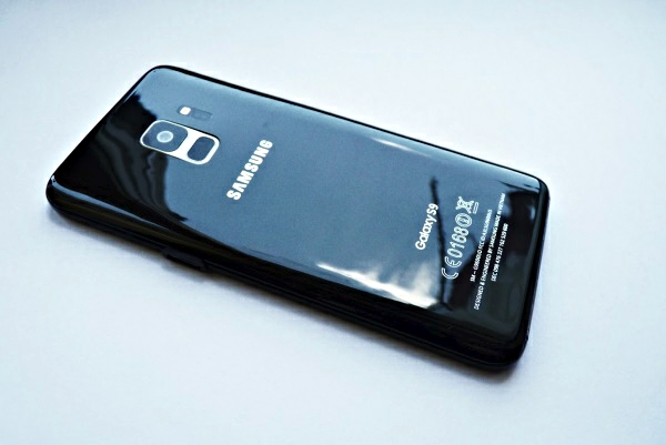 Фото 5. Samsung Galaxy S9 2 сим, 5, 1 дюйма, 2 ядра, 7 Гб, 15 Мп, 2500 мА/ч