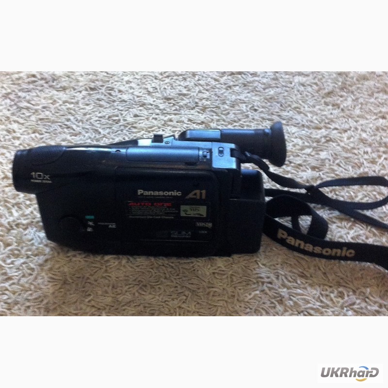 Продам VHS видеокамеру Panasonic nv-a1en