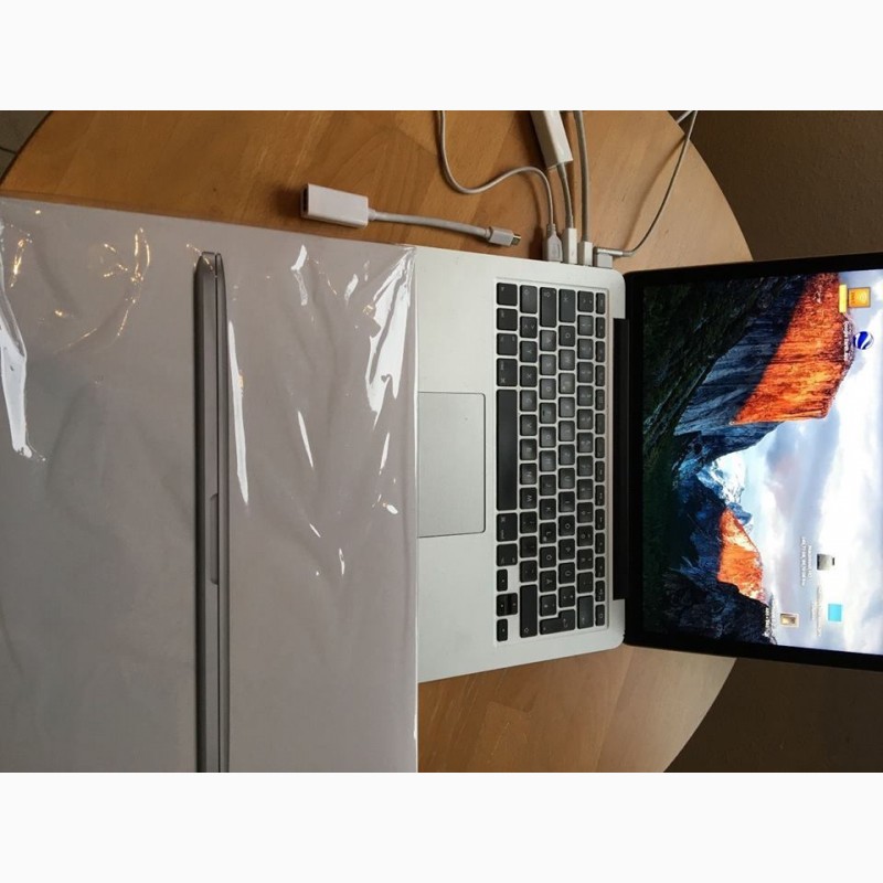 Фото 2. New Apple MacBook Pro 2017 Retina 15” /MSI GT73VR TITAN SLI 18.4-Inch Full HD i7