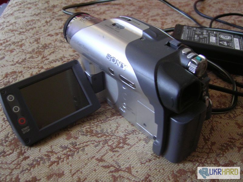 Фото 3. Видеокамера цифровая Sony DCR-DVD105 на DVD дисках