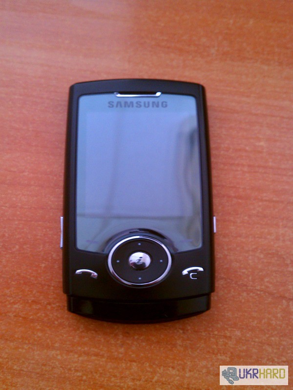 Продам мобильный телефон Samsung U 600 слайдер