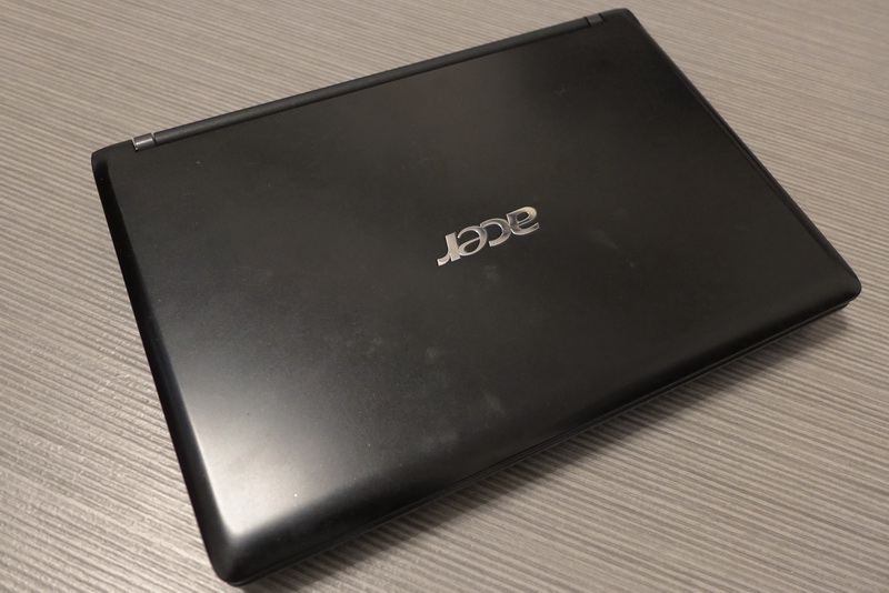 Фото 3. Двух ядерный нетбук Acer Aspire One AO531h