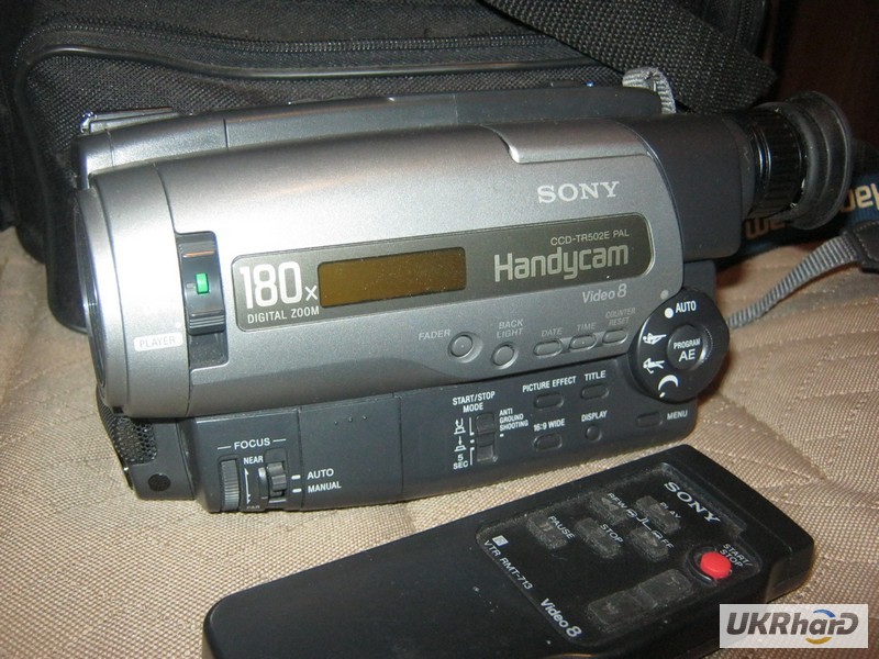 Фото 2. Видеокамера Sony CCD-TR502E Video8