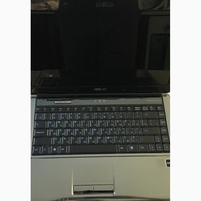 Фото 2. Красивый ноутбук для домашнего досуга и работы Asus F83T