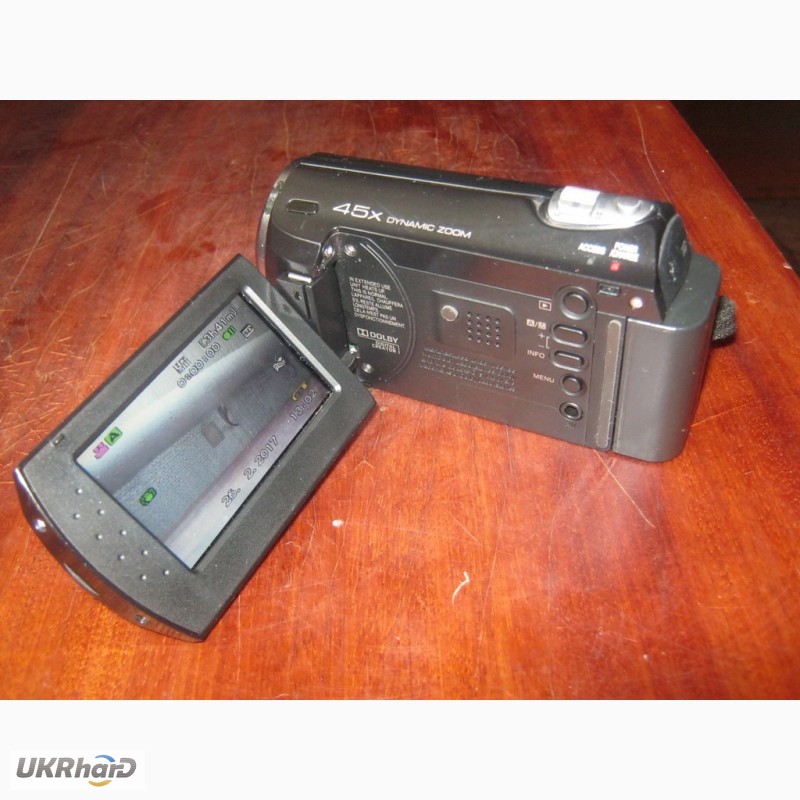 Фото 2. Видеокамера цифровая JVC GZ-MS110 на картах памяти