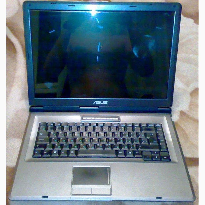 Фото 2. Надежный, производительный ноутбук Asus X51L (недорого