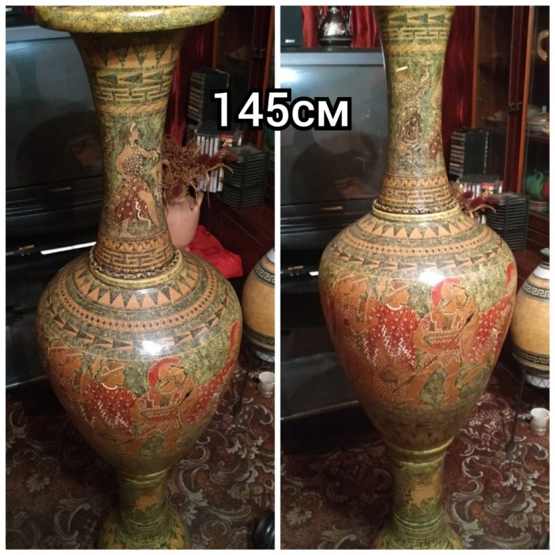 Фото 10. Большая ваза с крышкой 1 м. 14 см, и ваза 1м.45см. Гончарная работа(глина).За две вазы
