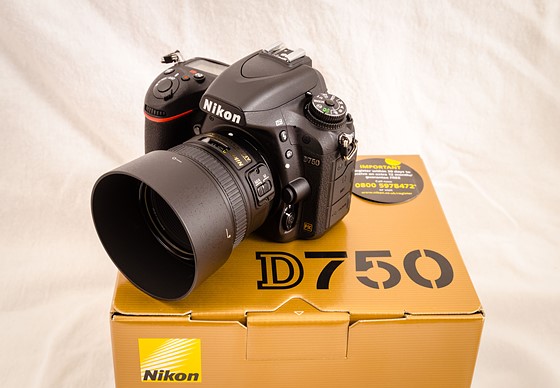 Nikon D750 DSLR Camera.$1350 USD