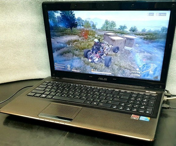 Фото 2. Игровой ноутбук Asus K52J (core i7, 8 гиг, мощная видеокарта)