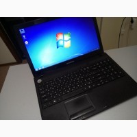 Красивый игровой ноутбук eMaсhines E732ZG