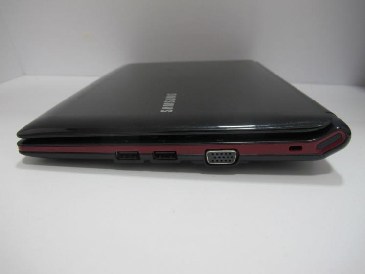 Фото 3. Двух ядерный нетбук Samsung N150 черного цвета
