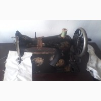Продам антикварну швейну машинку ЗИНГЕР в робочому стані
