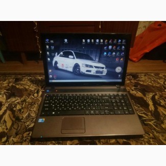 Большой, красивый ноутбук, в хорошем состоянии Acer Aspire 5742 коричневого цвета