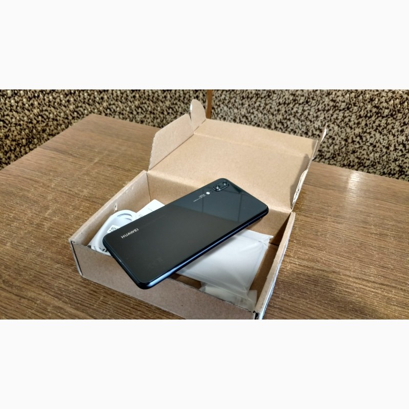 Фото 5. Смартфон Huawei P20 4GB, 128Gb Black, з вітрини магазину