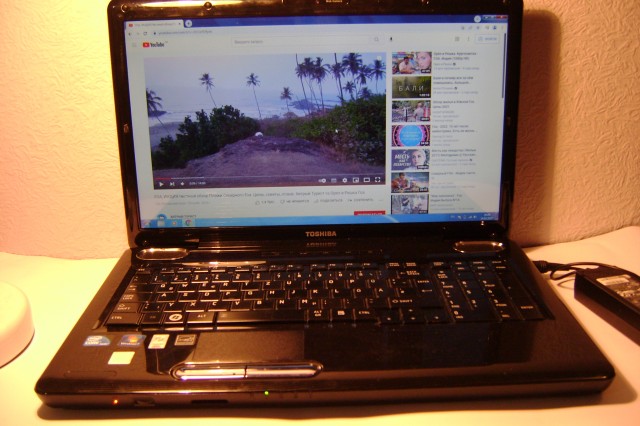 Фото 3. Большой игровой ноутбук Toshiba Satellite L555 (core i5, 8 гиг, как новый)